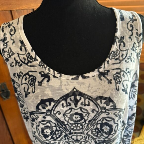 INC International Concepts Blue and White Geometric Print Sleeveless Top - Picture 2 of 7